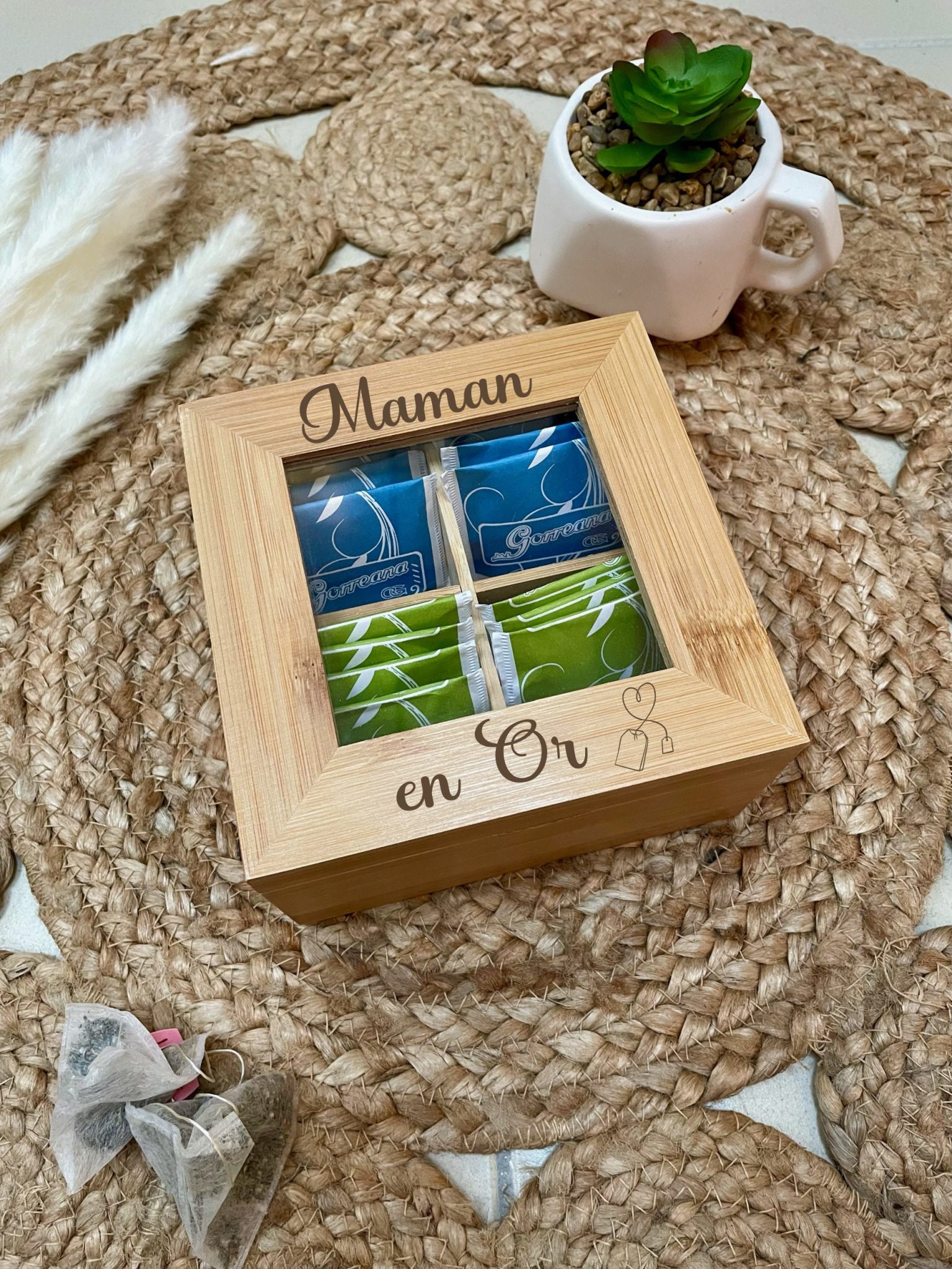 Boite à thé Mamie en or — boite a thé