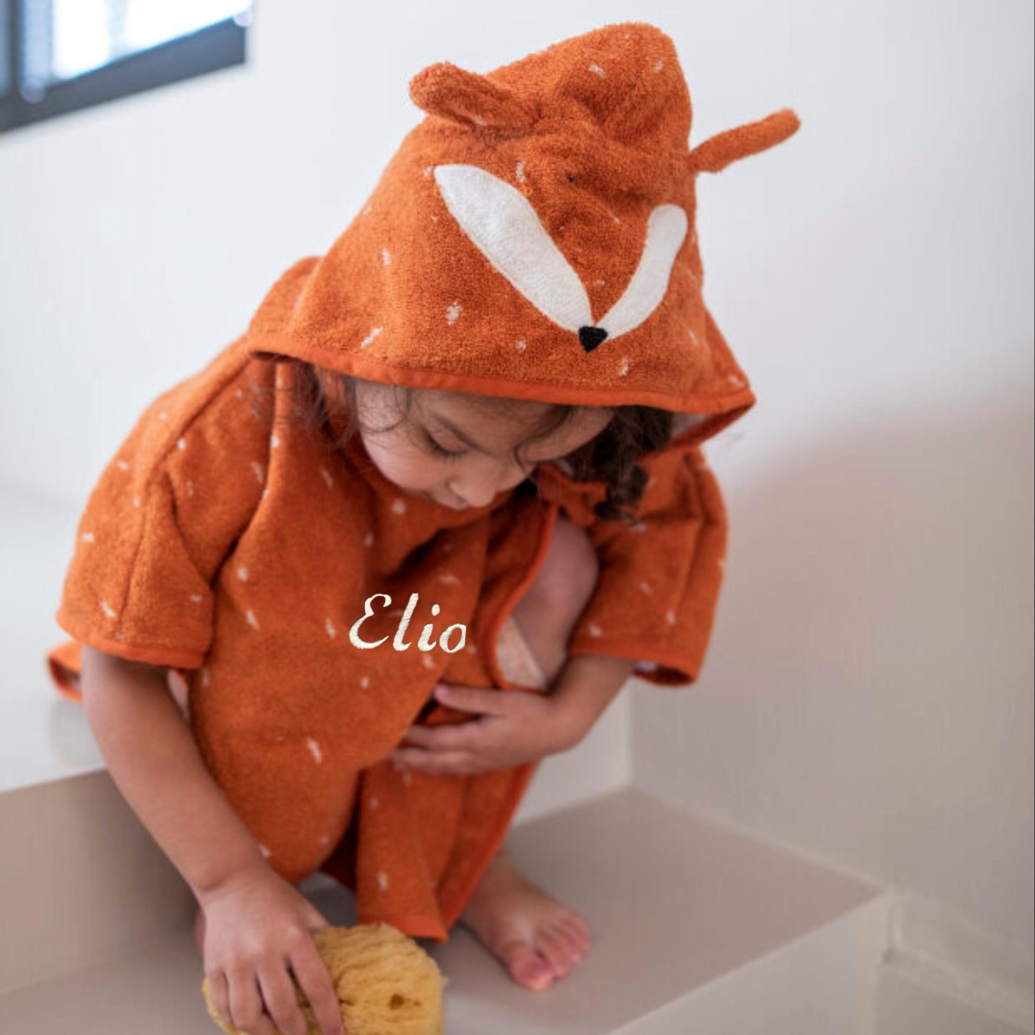 Cadeau naissance - Poncho bain enfant brodé nom — poncho bain bébé