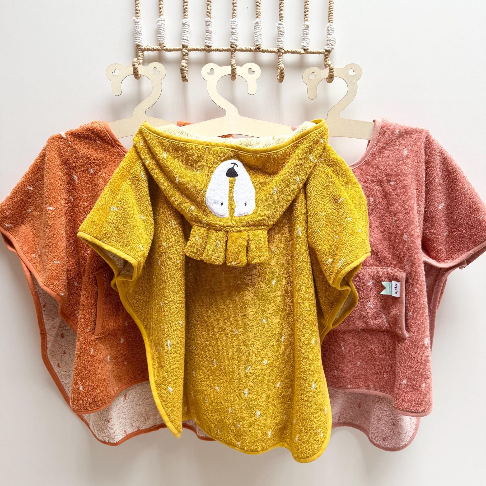Cadeau naissance - Poncho bain enfant brodé nom — poncho bain brodé