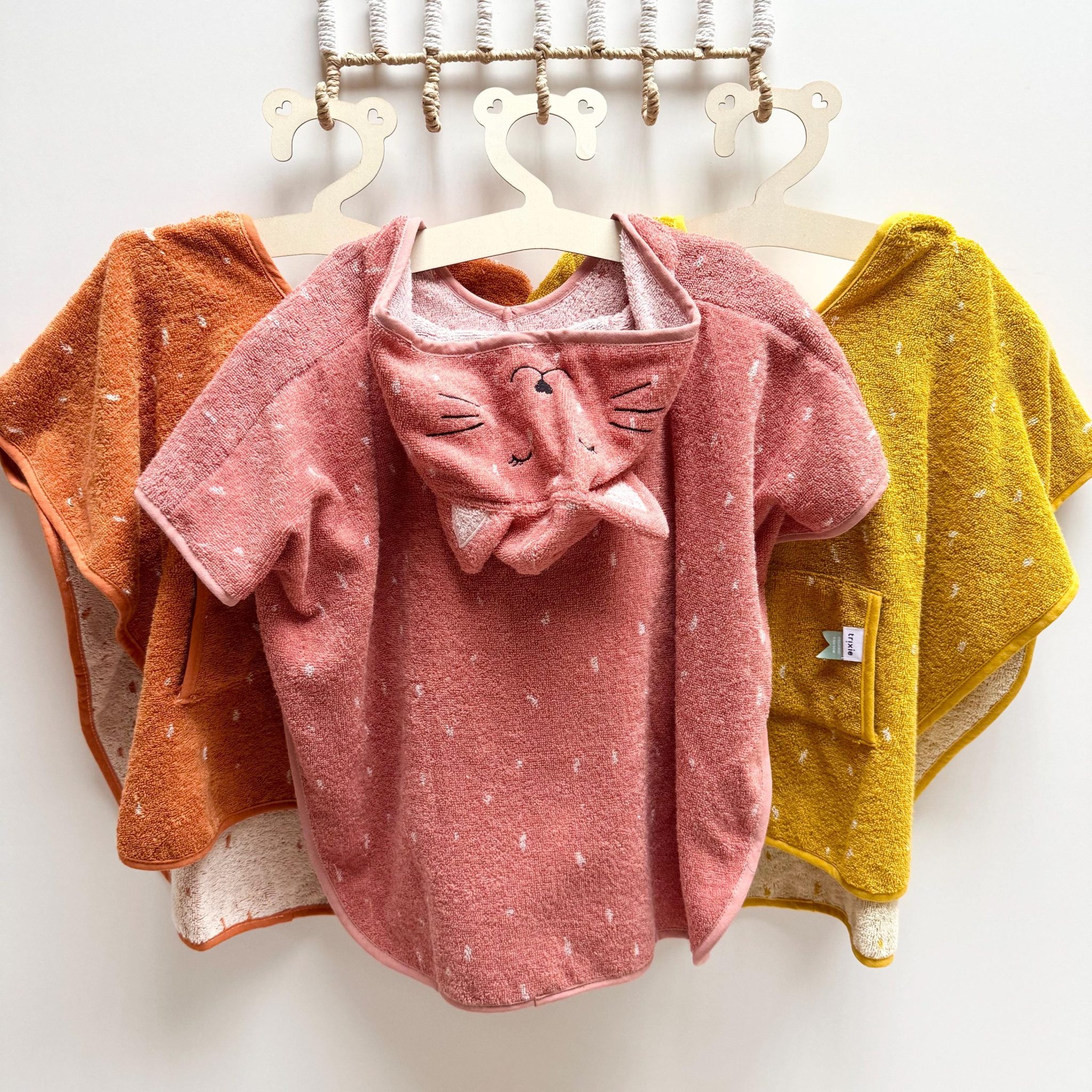 Cadeau naissance - Poncho bain enfant brodé nom — poncho bain enfant