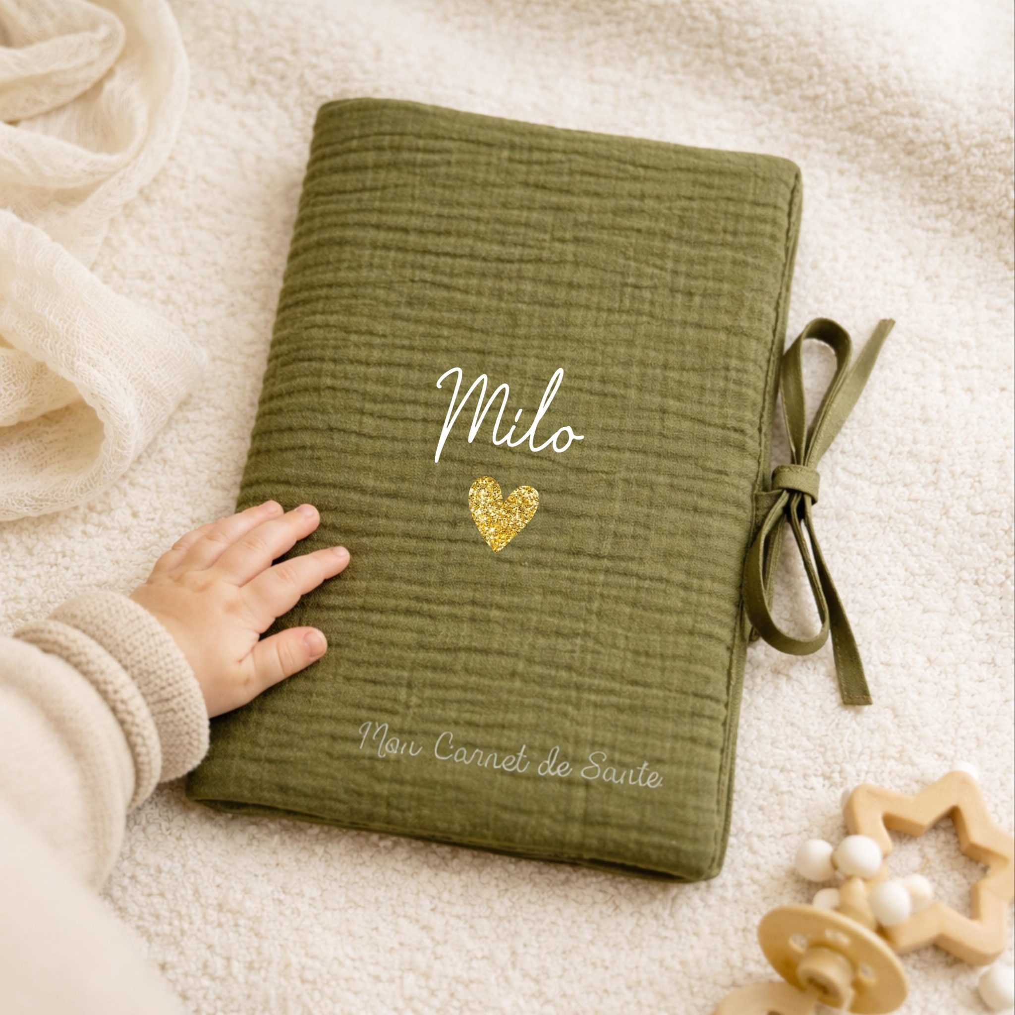 Cadeau naissance - Protège carnet enfant avec prénom — carnet santé enfant