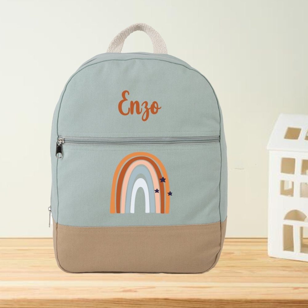 Sac à dos enfant prénom arc en ciel, sac nounou bébé affaires, sac rentrée scolaire enfant, sac prénom école, rentrée scolaire personnalisée