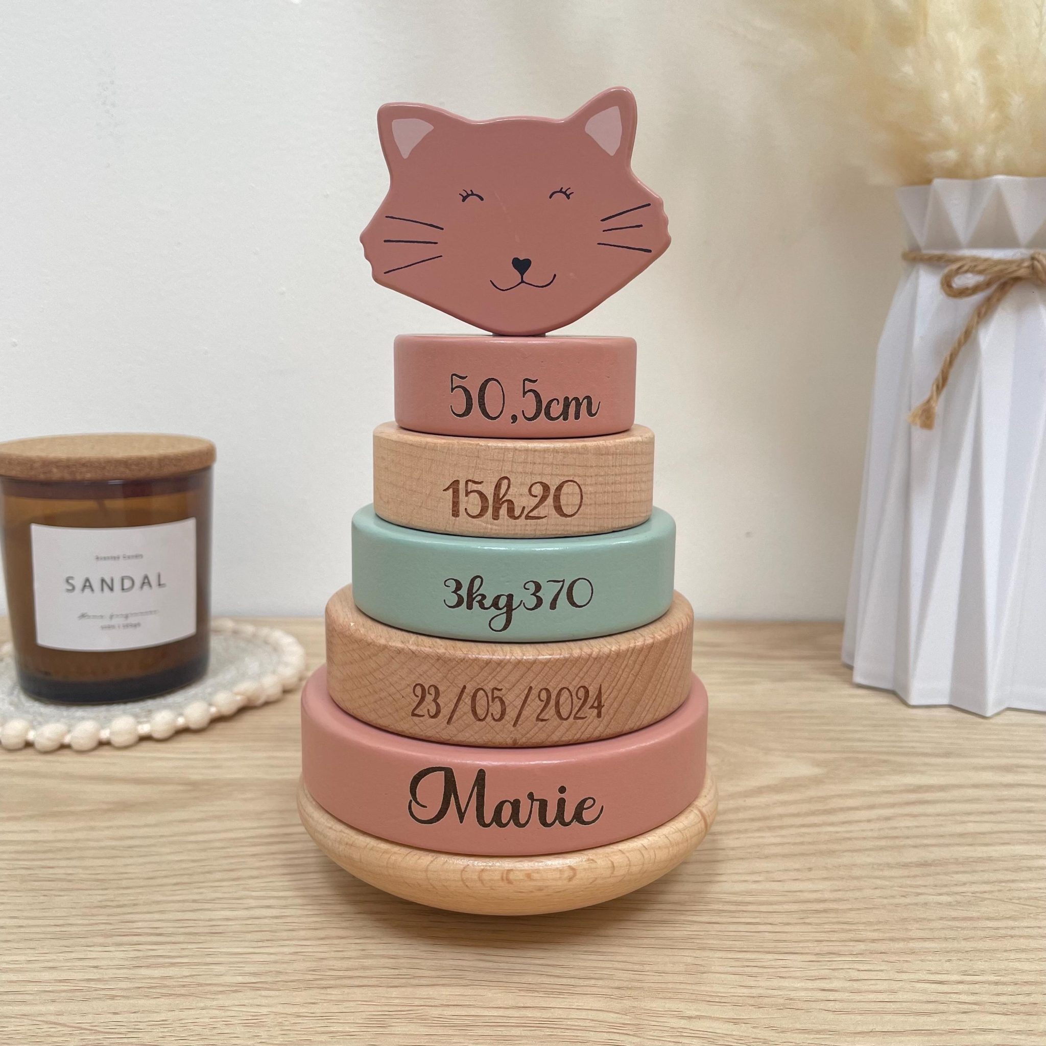 Tour naissance personnalisée Trixie avec anneaux à empiler- cadeaux de naissance, nouveau né cadeau bébé, jouet en bois bébé — cadeau bébé né