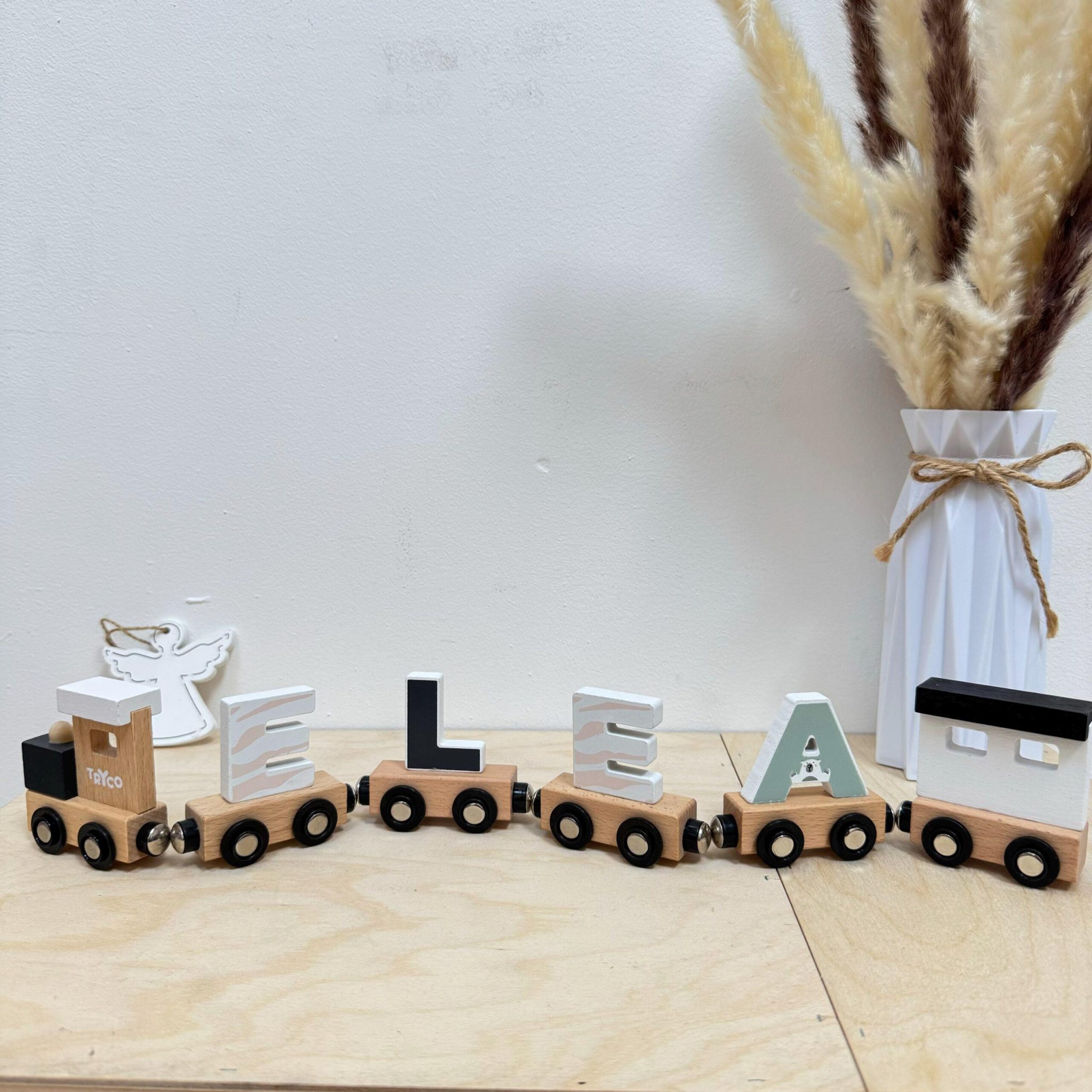 Petit train lettres personnalisable prénom enfant - jouet bois nom train, idée cadeau anniversaire personnalisé enfant, cadeau noël enfant — cadeau naissance personnalisé