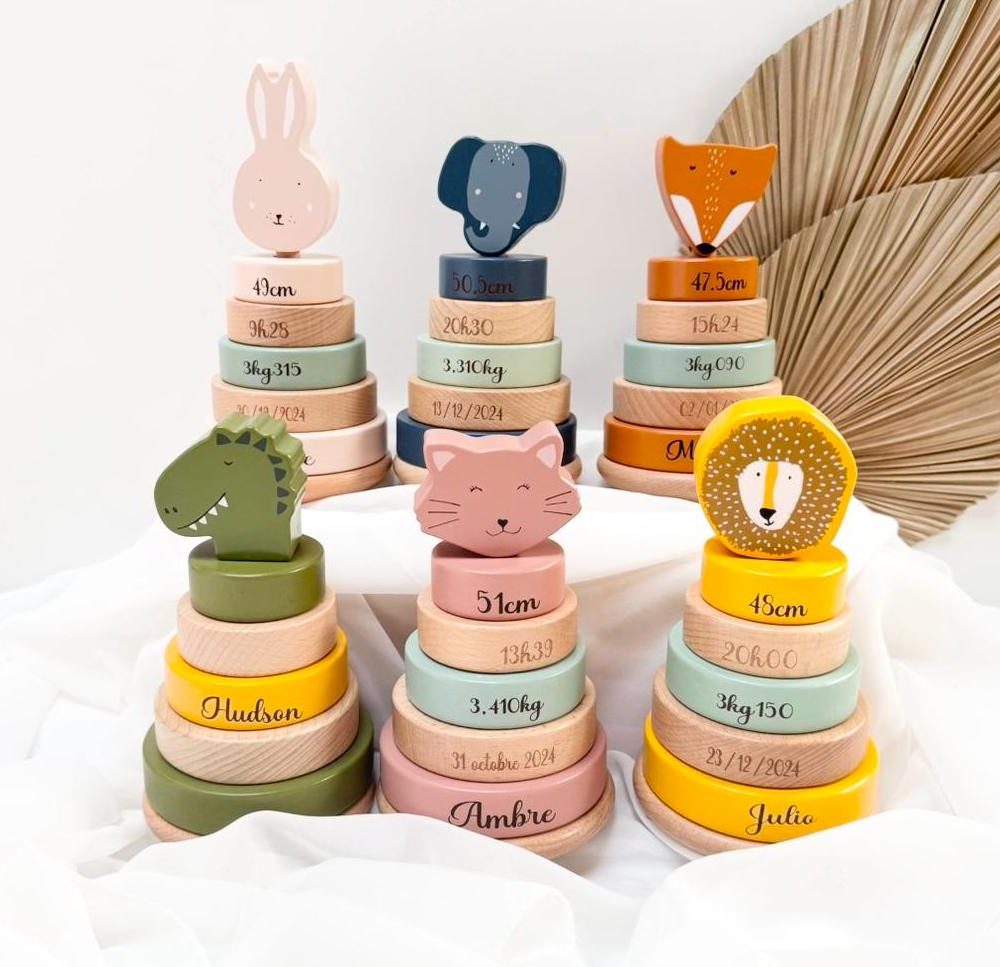 Cadeau naissance tour personnalisée Trixie avec anneaux - cadeaux de naissance, nouveau né cadeau bébé, jouet en bois bébé, cadeau naissance