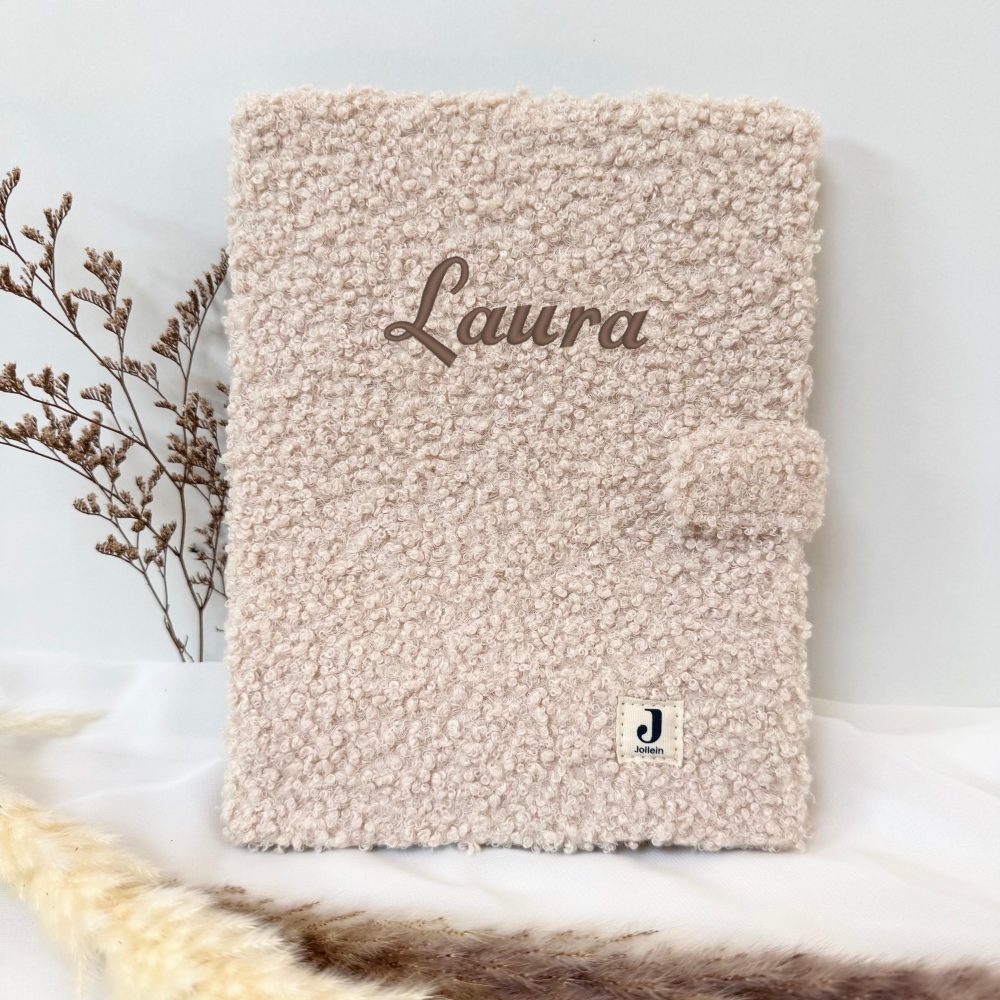 Protège carnet de santé brodé, cadeau bébé personnalisé, naissance bébé brodé, carnet santé personnalisé, cadeau naissance personnalisé