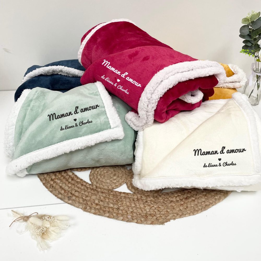Plaid à personnaliser Fête des Mères - Cadeau maman, Plaid brodé maman d'amour, cadeau maman, anniversaire maman