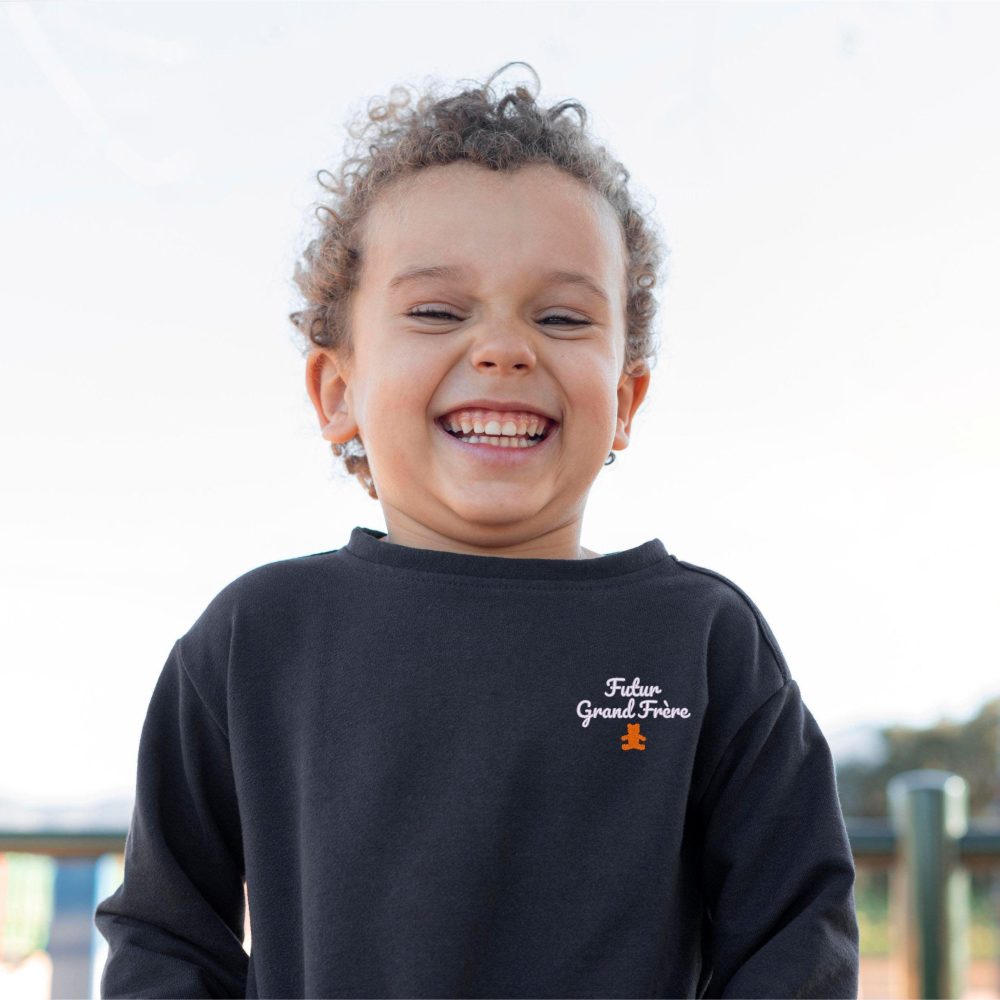 Sweat enfant brodé pour annonce de grossesse, futur grand frère, future grande sœur.