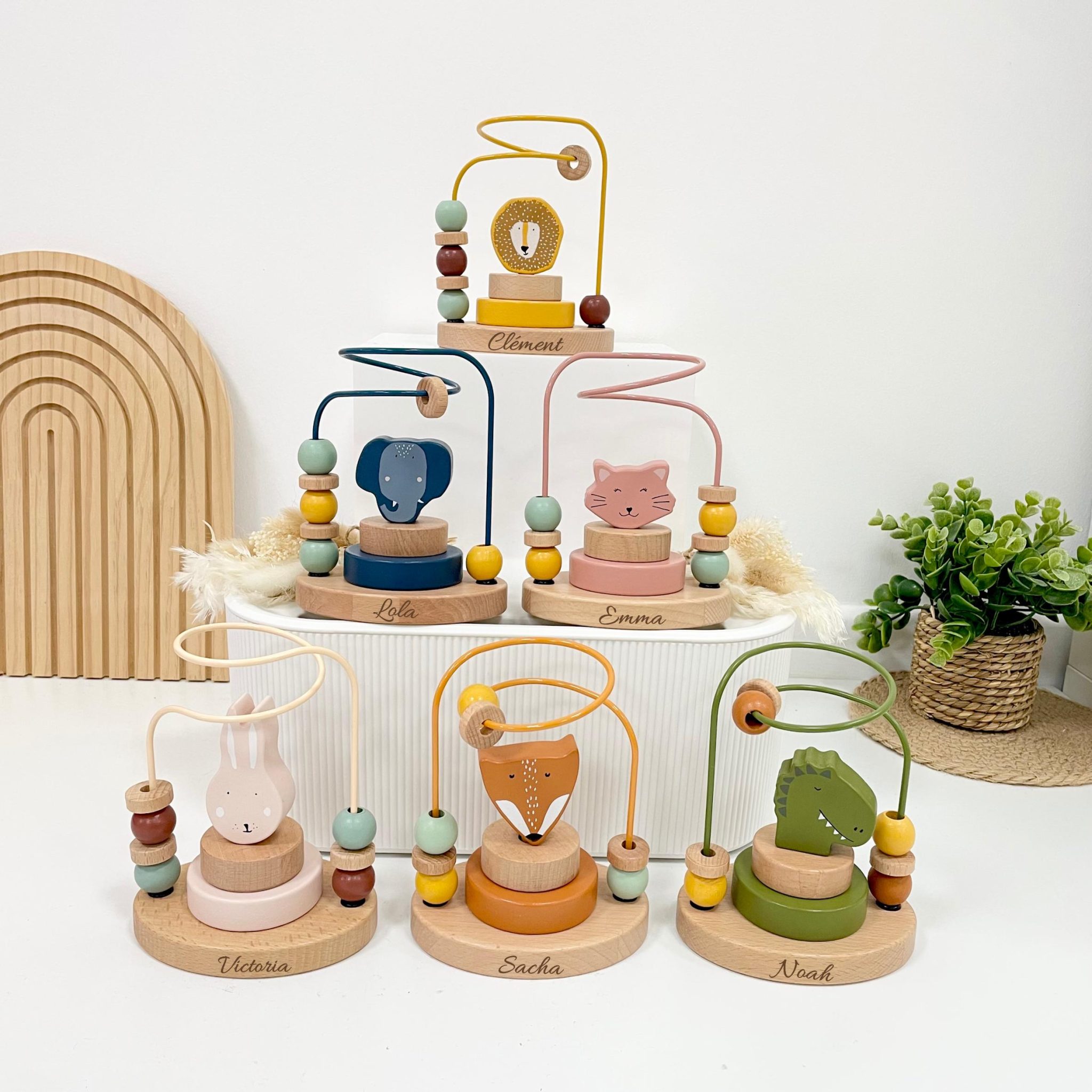 cadeau de naissance personnalisé, jouet en bois bébé, cadeau bébé prénom, cadeau bébé, cadeau naissance, jouet bois trixie, motricité bébé