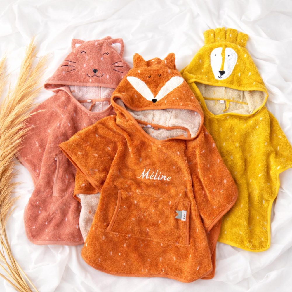 Poncho de bain bébé personnalisé, cadeaux bébé, serviette bébé, peignoir enfant, cadeau naissance, poncho bain brodé, serviette capuche bain