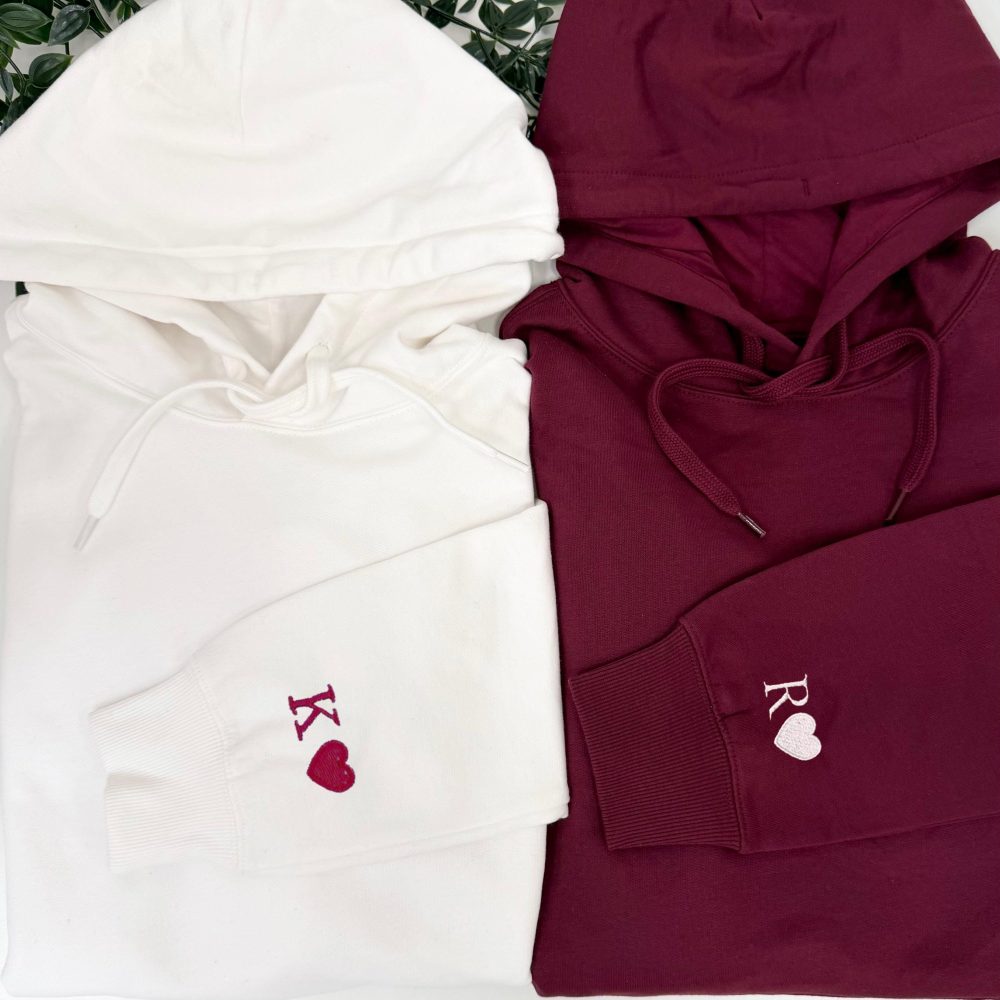 St valentin pull brodé initiale — cadeau commun couple