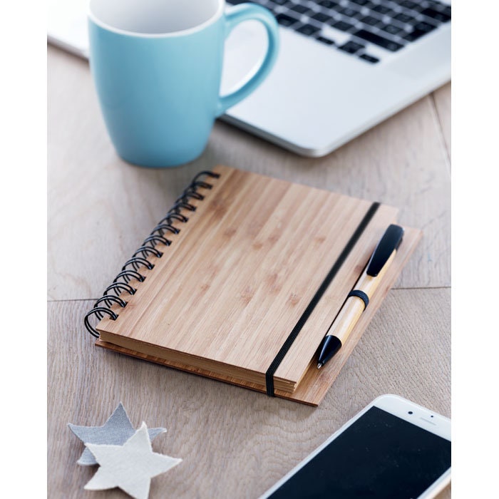cadeau maîtresse fin d'année personnalisé carnet — cadeau élève